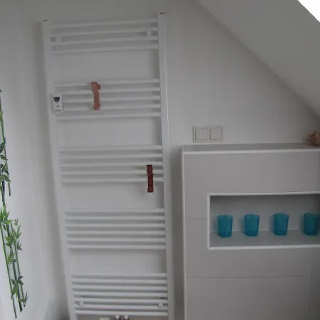 Moeblierte Dachgeschosswohnung In Ruhiger Lage Zu Vermieten Wetzlar Exterior foto