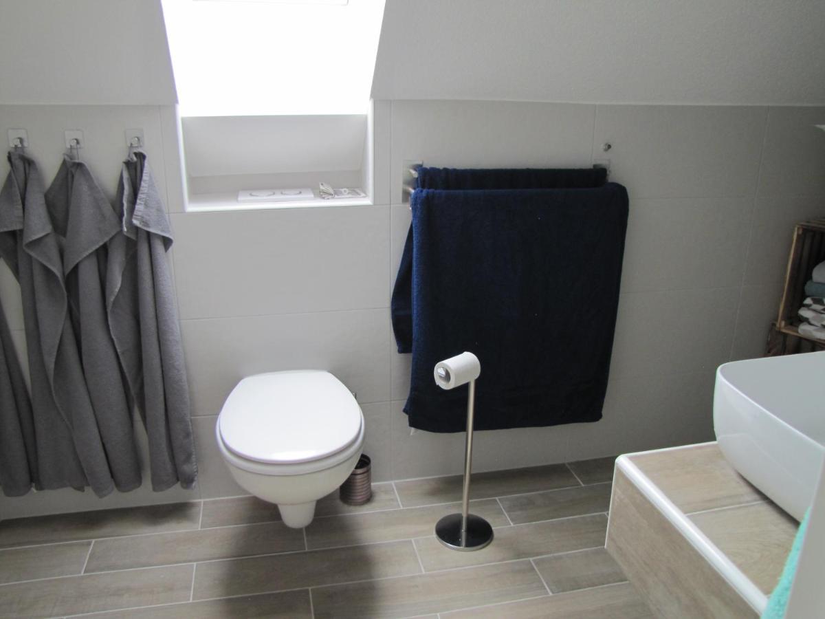 Apartment Moeblierte Dachgeschosswohnung In Ruhiger Lage Zu Vermieten Wetzlar
