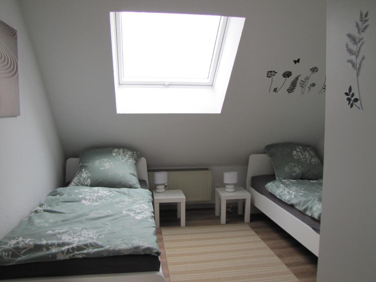 Apartment Moeblierte Dachgeschosswohnung In Ruhiger Lage Zu Vermieten Wetzlar